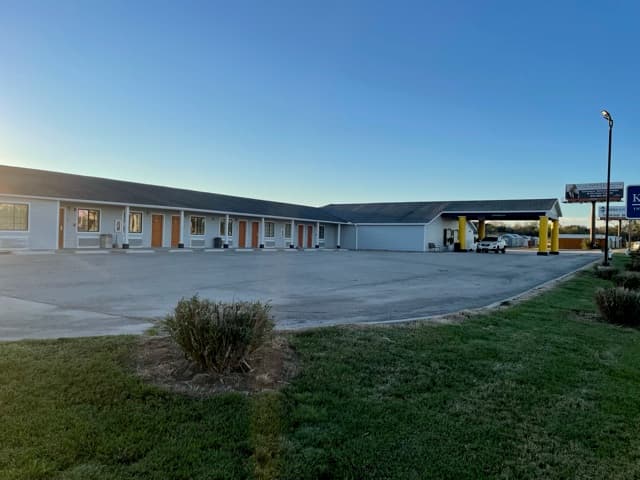 Kenedy Inn & Suites, Hotel in Kenedy