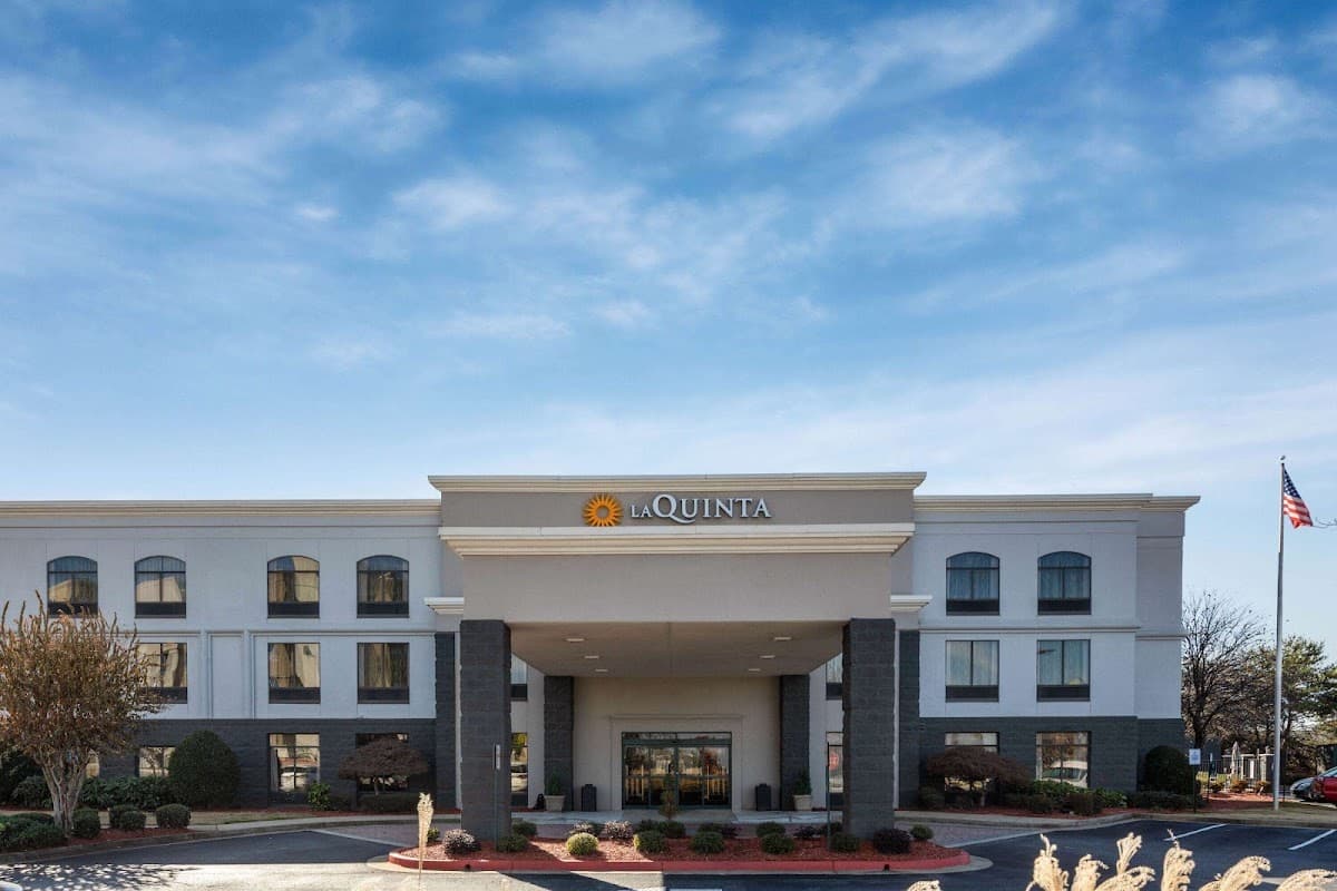 La Quinta Inn & Suites by Wyndham Kennesaw, Hotel in Kennesaw