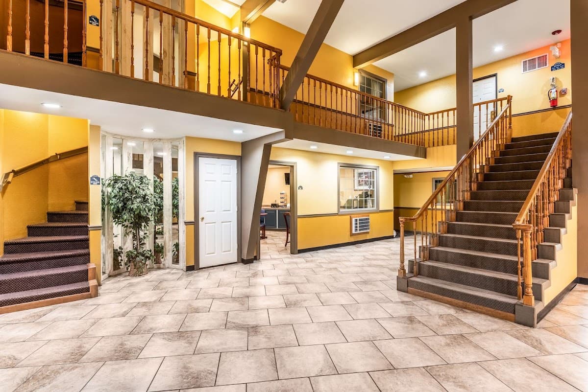 Americas Best Value Inn Searcy, Hotel in Kensett