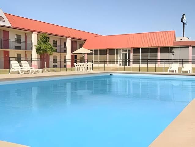 Sunrise Extended Stay, Motel in Searcy