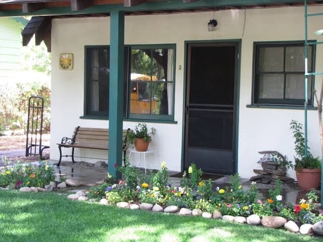 Kern Riverfront Lodge, Hotel in Kernville
