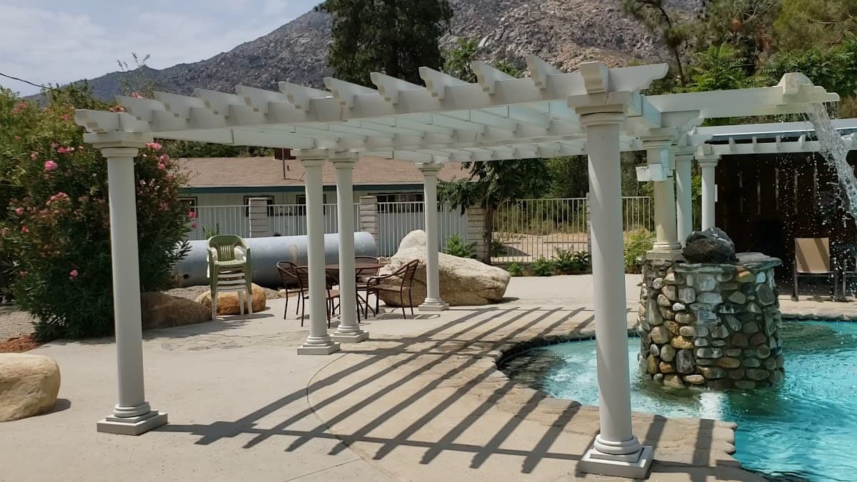 Falling Waters River Resort, Motel in Kernville