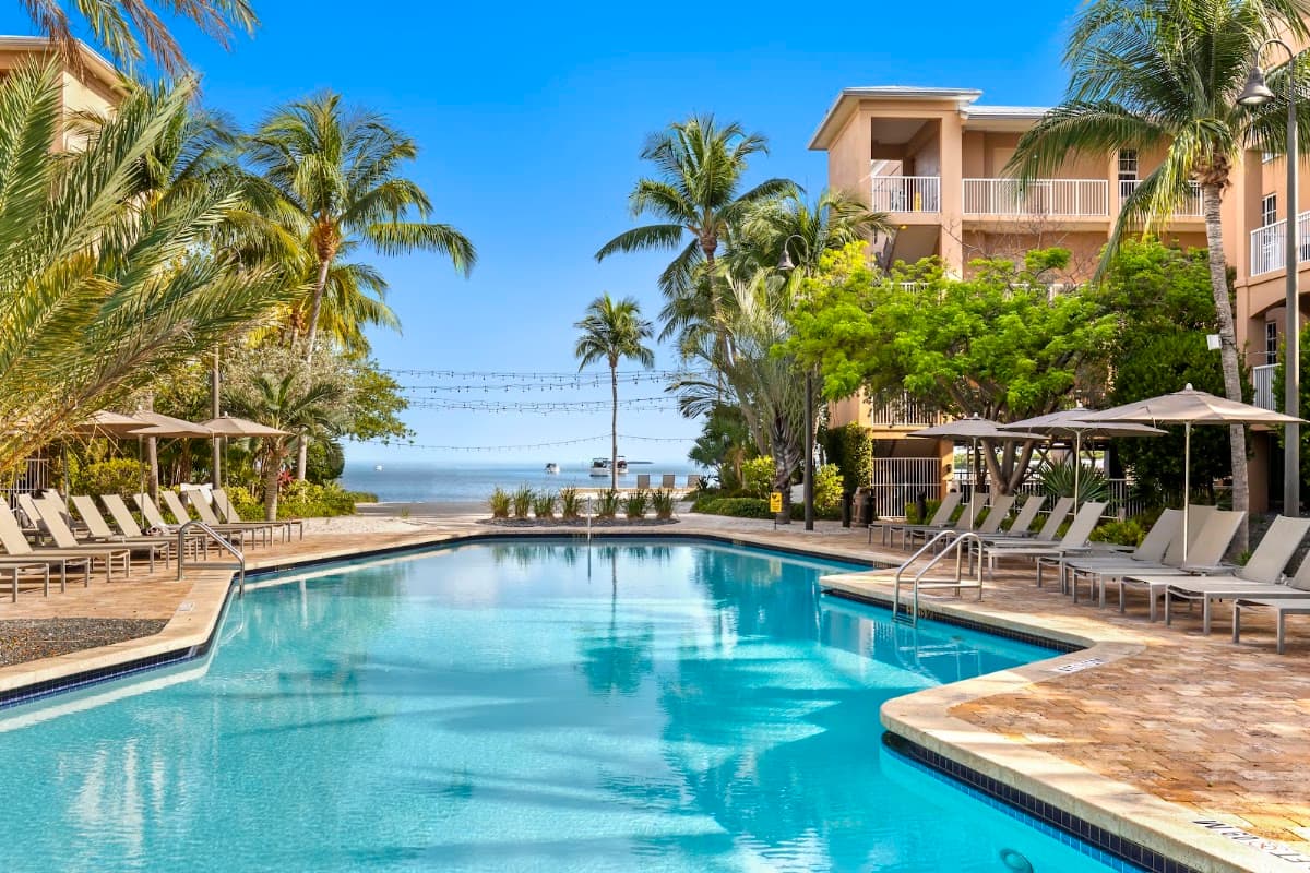 Beachside Resort & Residences, Hotel in Stock Island