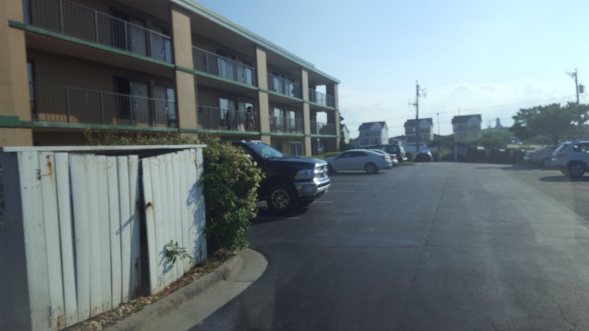 Street view near Spark by Hilton Outer Banks Kill Devil Hills, Kill Devil Hills — © jbthemilker (CC BY-SA · Mapillary)