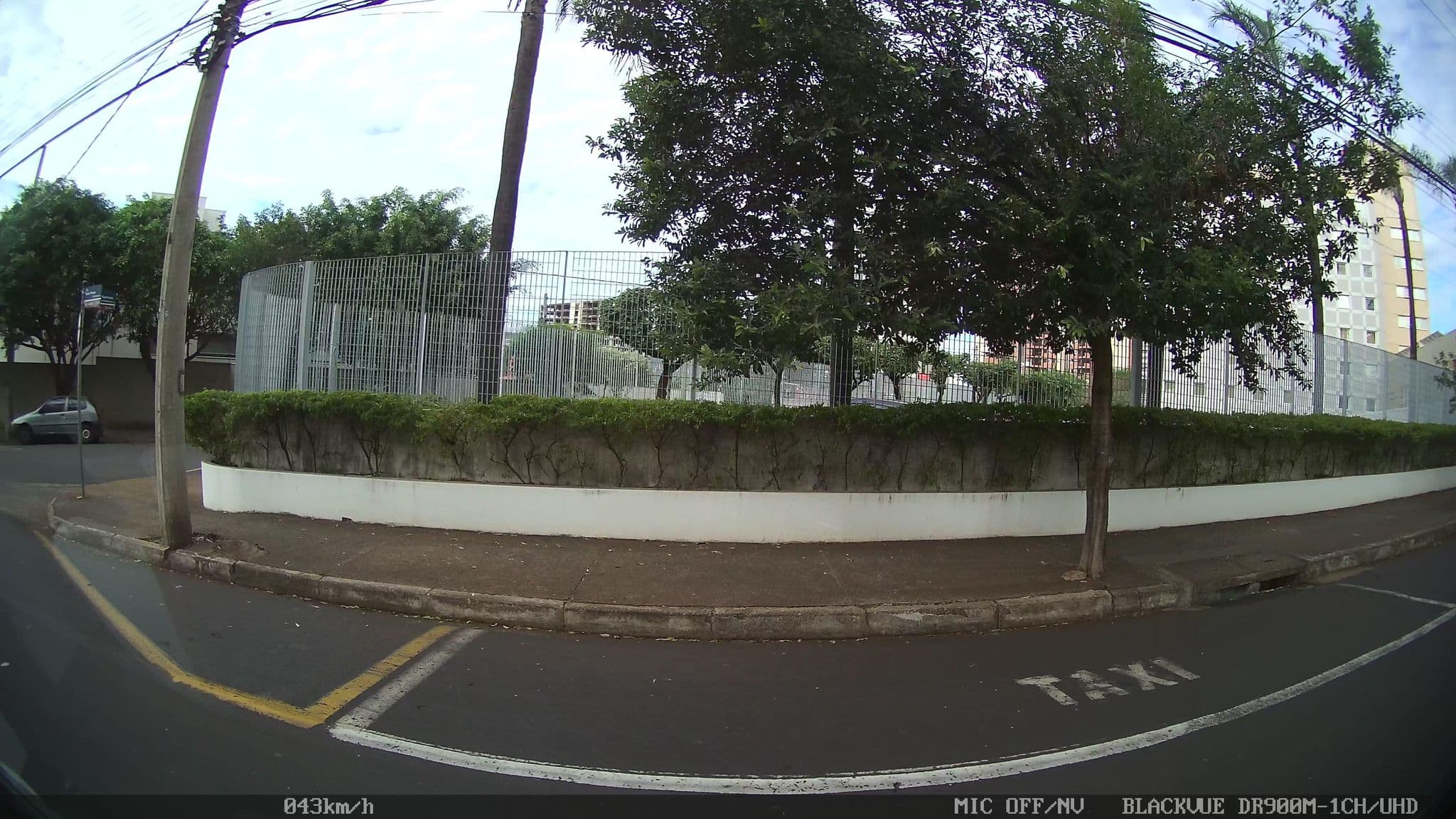 Street view near Ibis, São José do Rio Preto — © kaart5 (CC BY-SA · Mapillary)