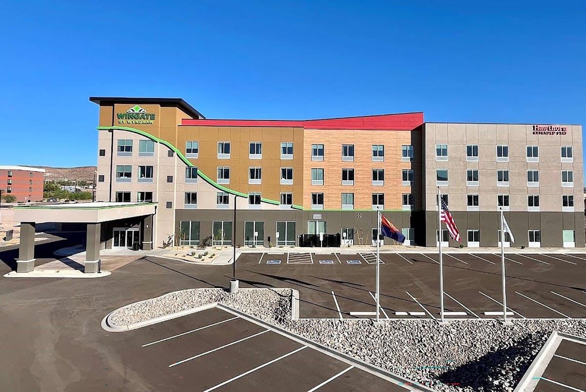 Hawthorn Extended Stay by Wyndham Kingman, Hotel in Kingman
