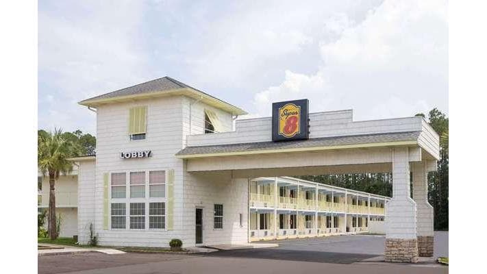 Super 8 by Wyndham Kingsland, Hotel in Kingsland