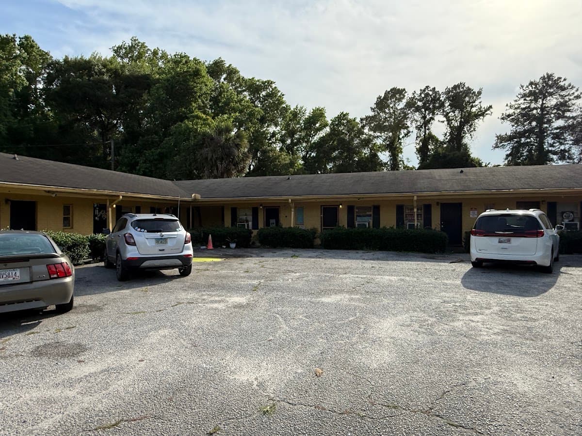 Kings Suites & Mini Storage, Motel in Kingsland