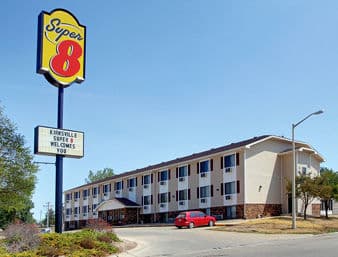 Super 8 by Wyndham Kirksville University Area, Hotel in Kirksville