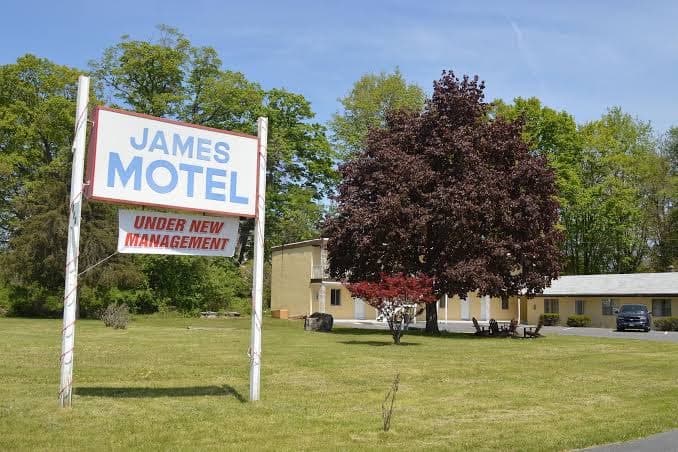 James Motel, Hotel in Kiryas Joel