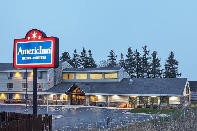AmericInn by Wyndham Sheboygan, Hotel in Kohler