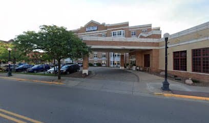 Pearl Street Enterprise Inc, Hotel in La Crosse