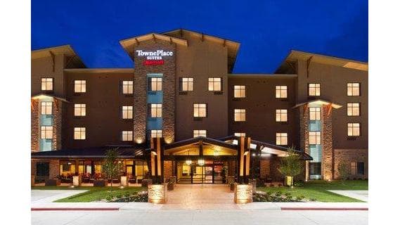 TownePlace Suites by Marriott Carlsbad, Hotel in La Huerta