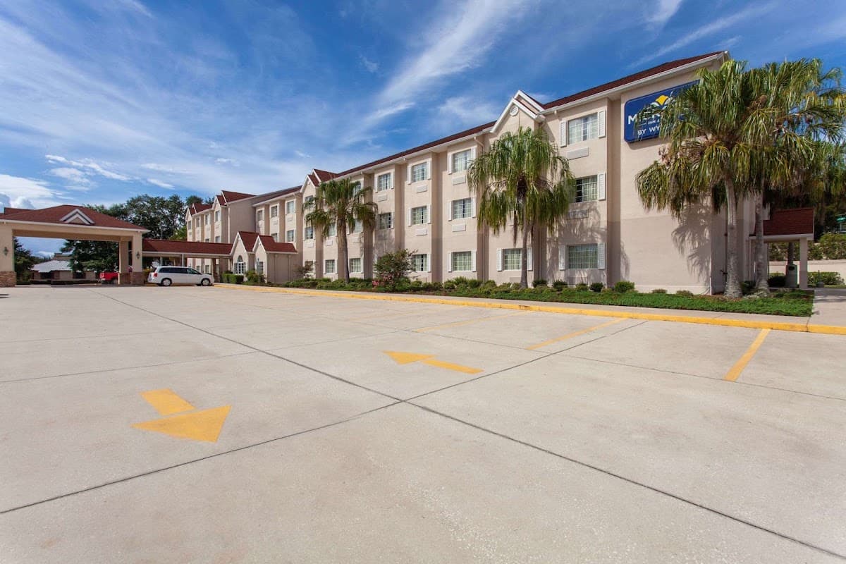 Microtel Inn & Suites by Wyndham Lady Lake/The Villages, Hotel in Lady Lake