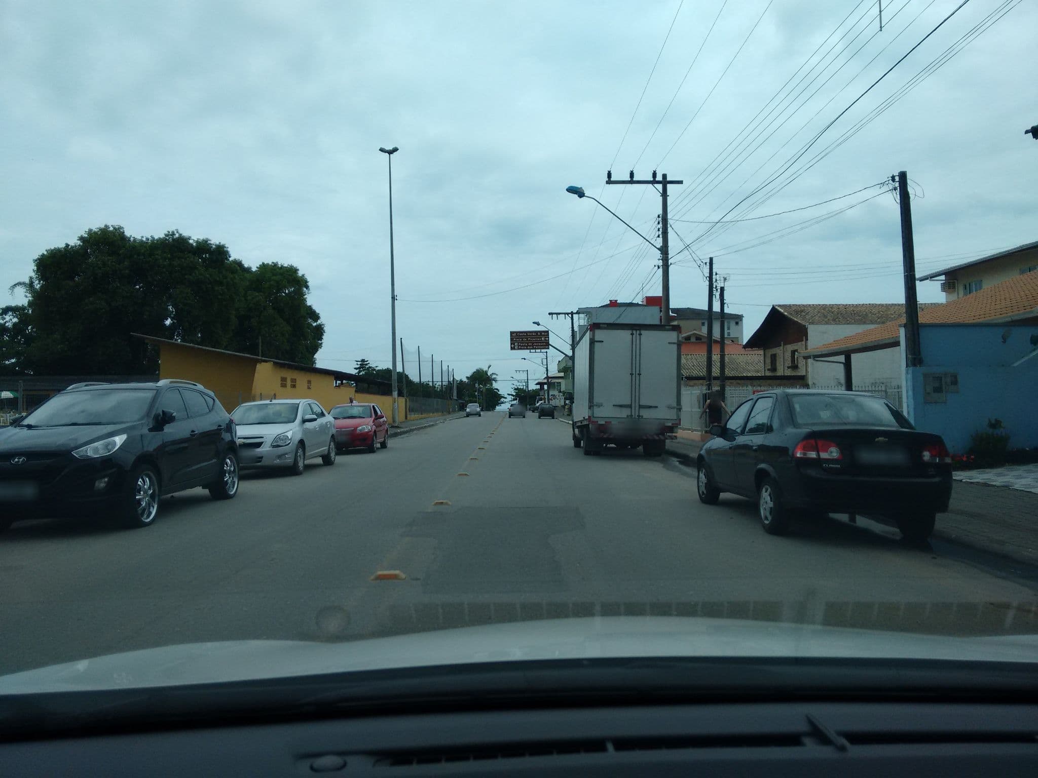 Street view near Candeias, Balneário Piçarras — © alvarenga (CC BY-SA · Mapillary)
