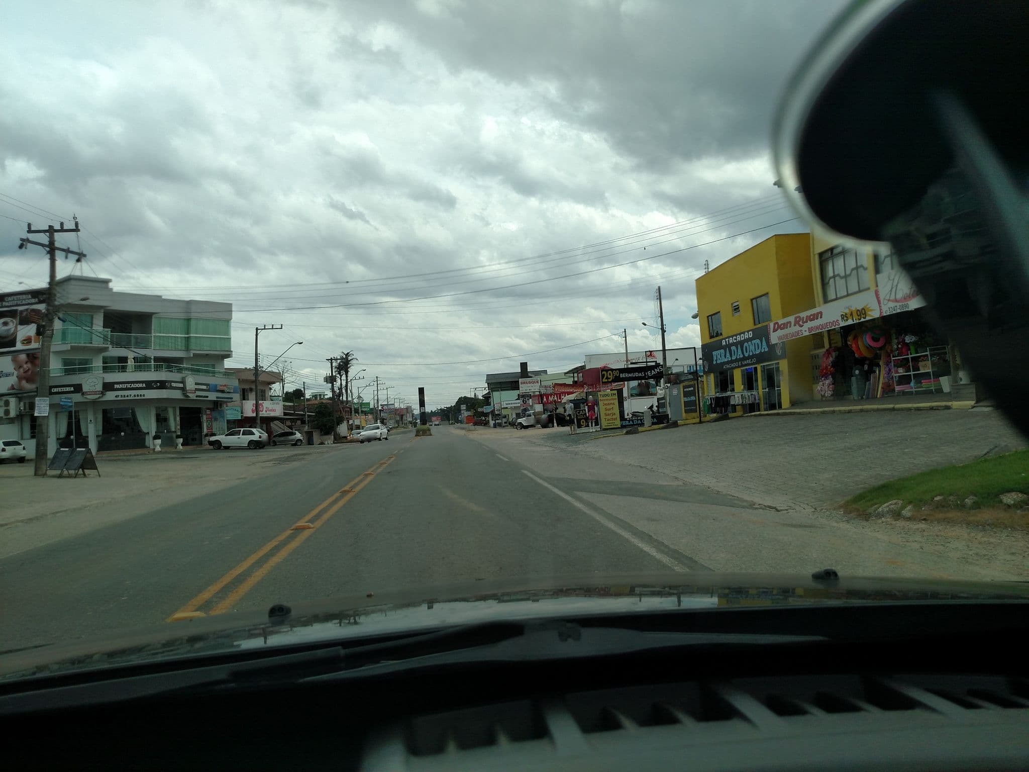 Street view near Hotel Eudóxio, Brusque — © adrianojbr (CC BY-SA · Mapillary)