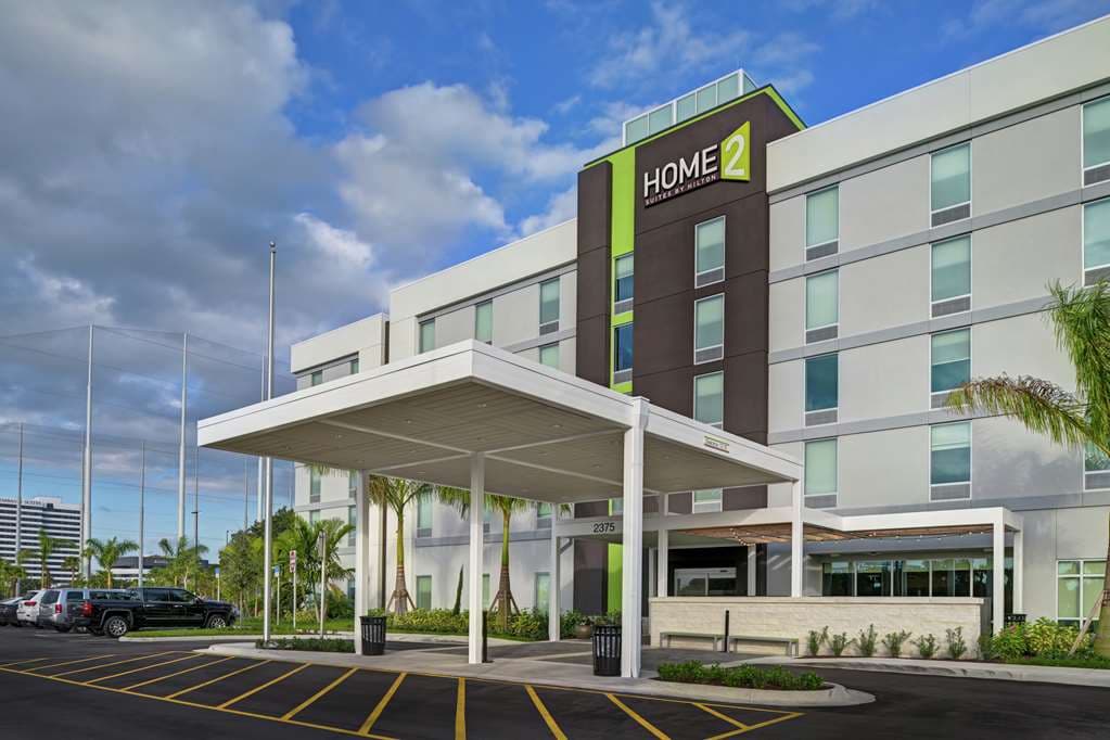 Home2 Suites by Hilton West Palm Beach Airport, Hotel in West Palm Beach