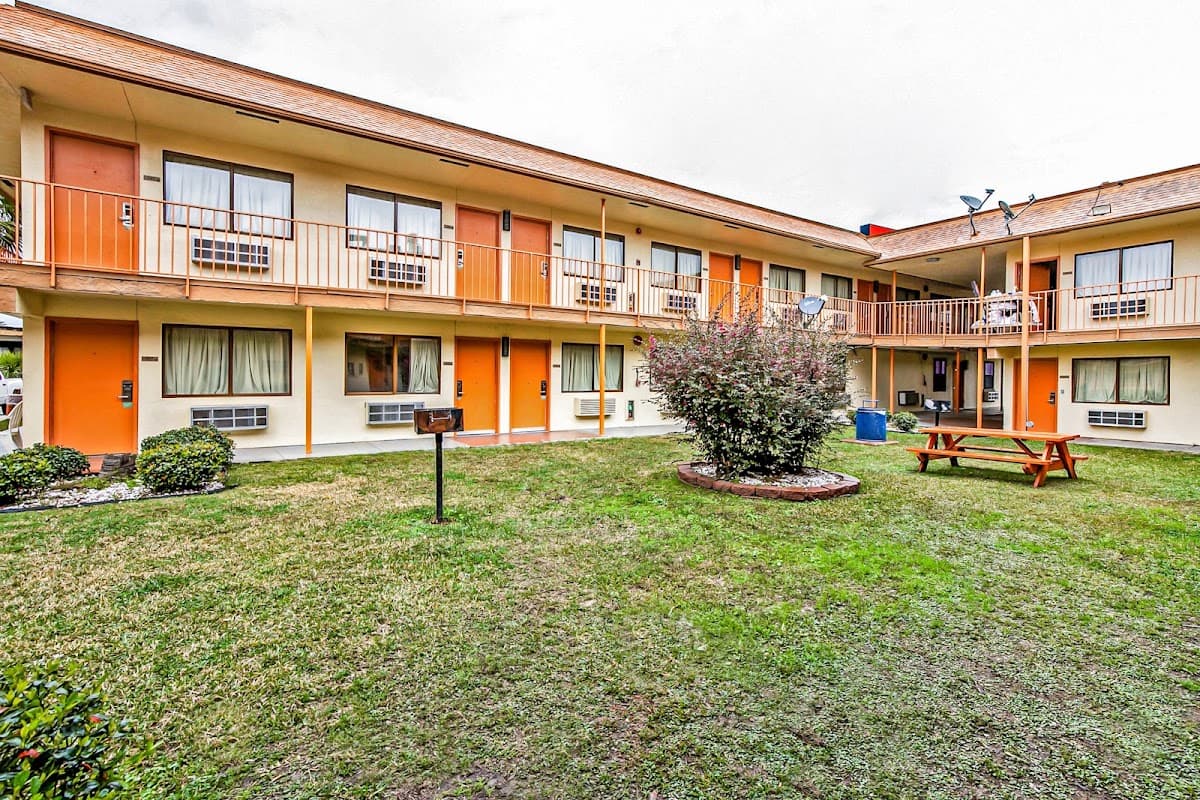 OYO Hotel Lake Charles Hwy 10, Hotel in Lake Charles