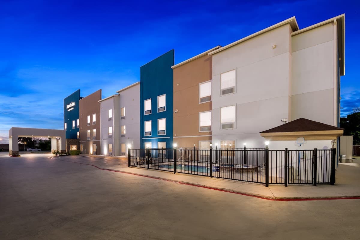 AmericInn by Wyndham New Braunfels, Hotel in Lake Dunlap