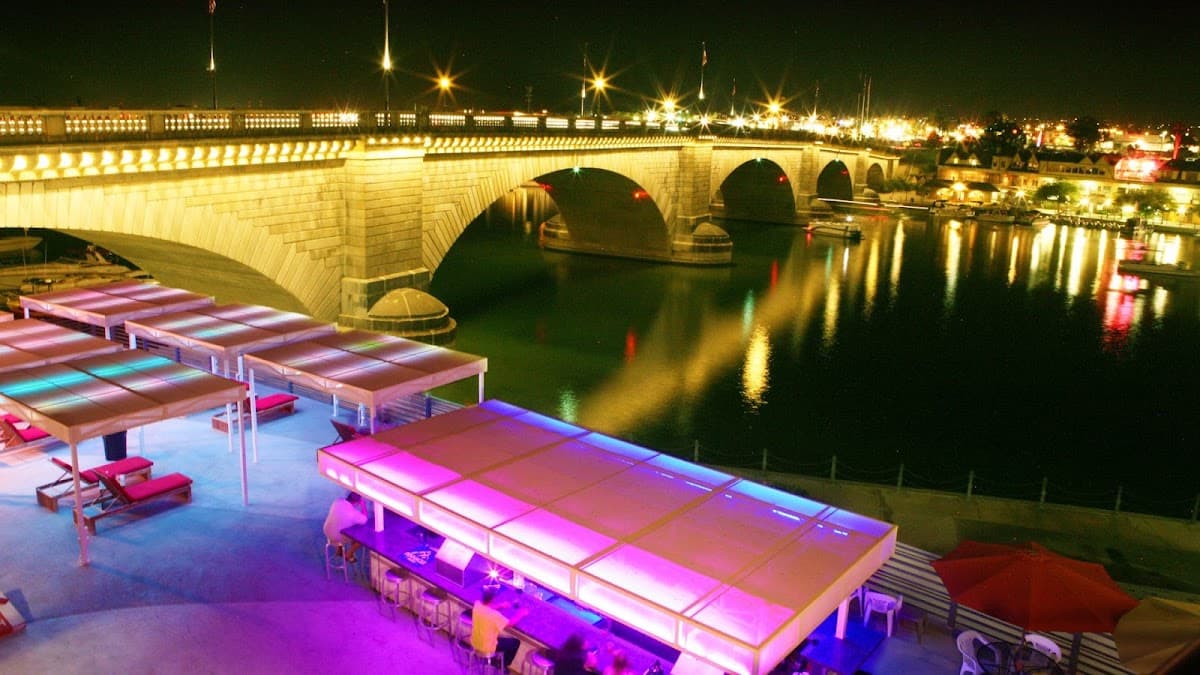 HEAT Bar, Hotel in Lake Havasu City