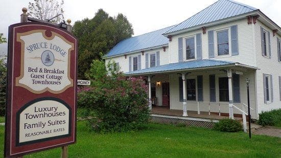 Spruce Lodge Bed and Breakfast, Hotel in Lake Placid