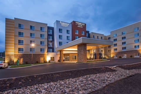 Fairfield by Marriott Inn & Suites Altoona, Hotel in Lakemont