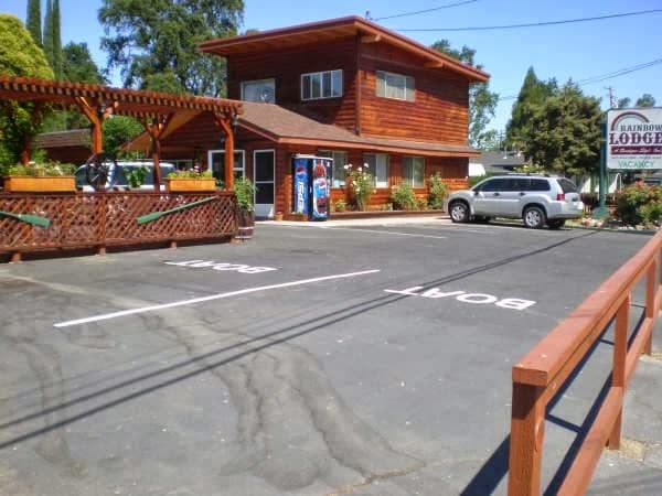 Rainbow Lodge, Hotel in Lakeport