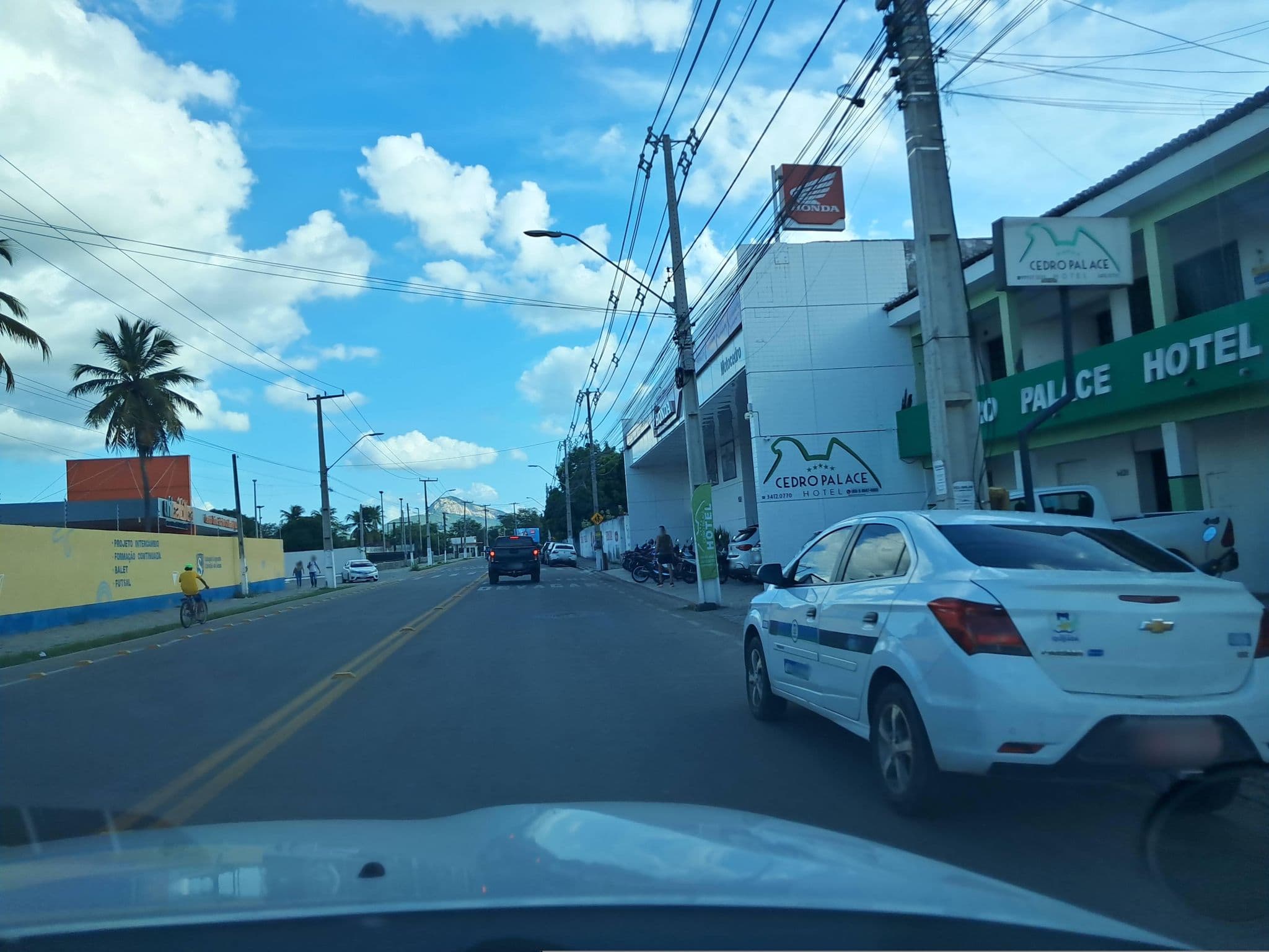 Street view near Cedro Palace Hotel, Quixadá — © britopatricia (CC BY-SA · Mapillary)