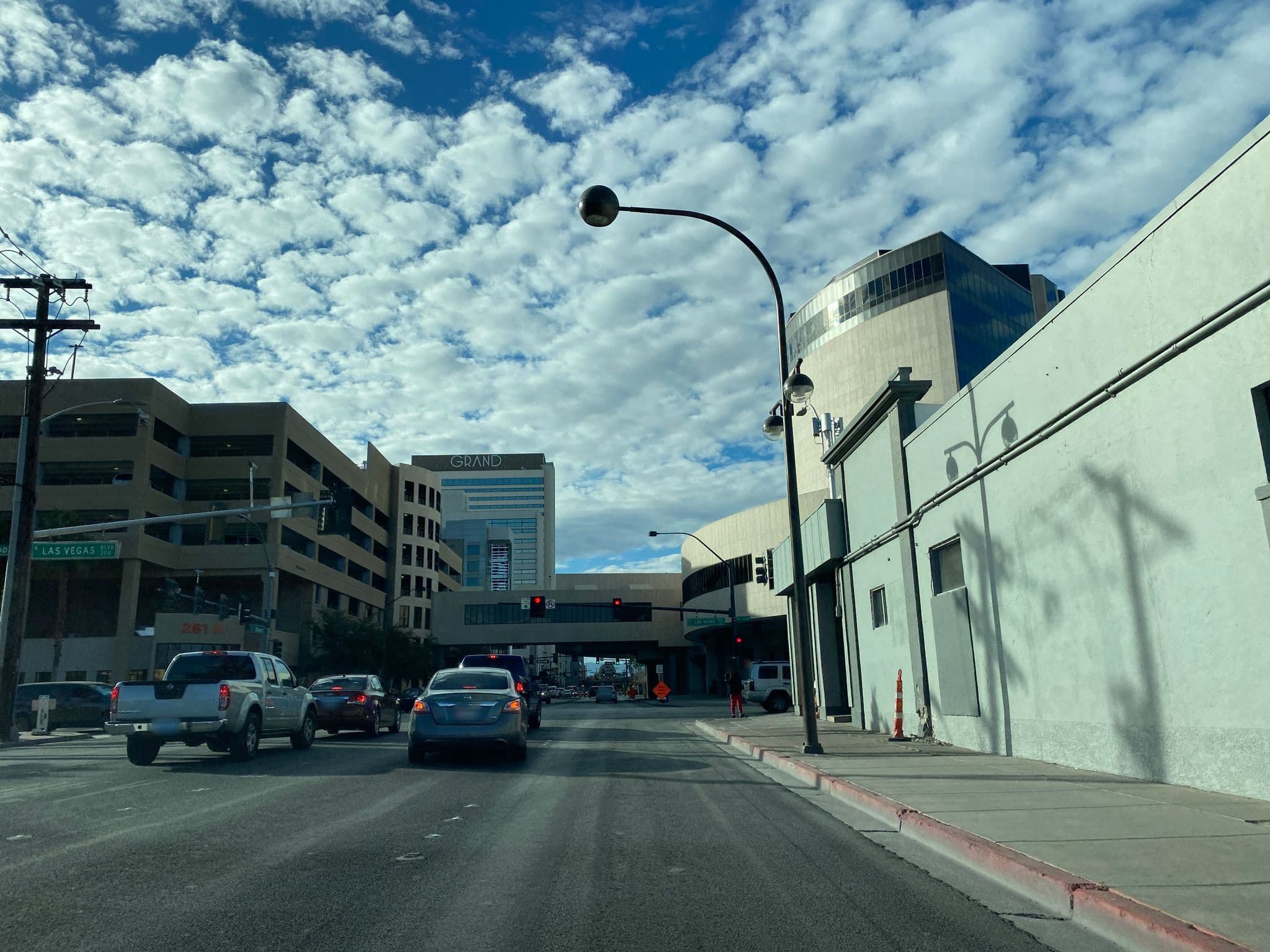 Street view near MGM Hotel and Casino, Las Vegas — © matsayz (CC BY-SA · Mapillary)
