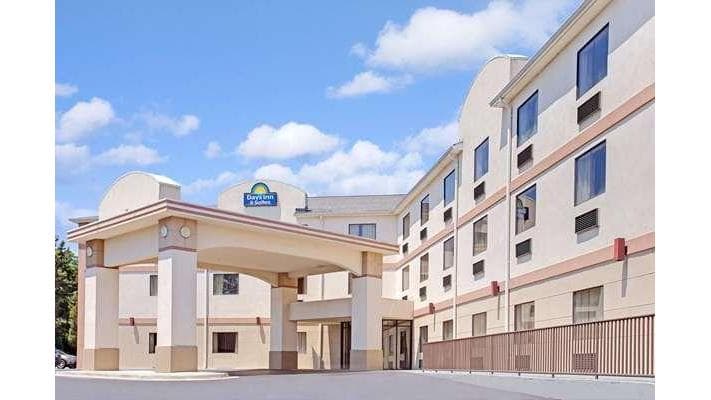 Days Inn & Suites by Wyndham Laurel Near Fort Meade, Hotel in Laurel
