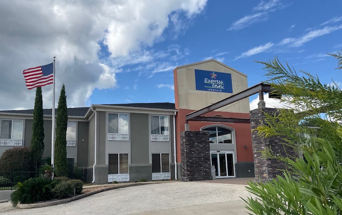 Express Inn Leesville Ft Johnson, Hotel in New Llano