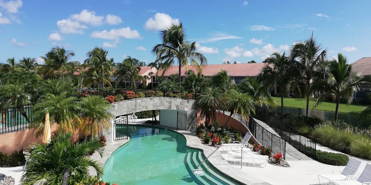 Falling Waters Beach Resort, Resort in Lely Resort
