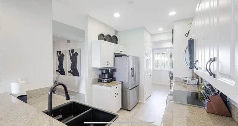 NAPLES RESORT 3BDRM/BTH HOT TUB POOL GOLF CLUB AMENITIES INCL. 5TH AVENUE/BEACH, Resort in Lely Resort