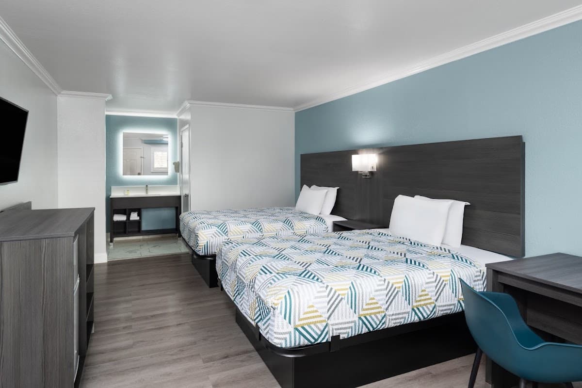 Red Lion Inn & Suites Lemoore, Hotel in Lemoore