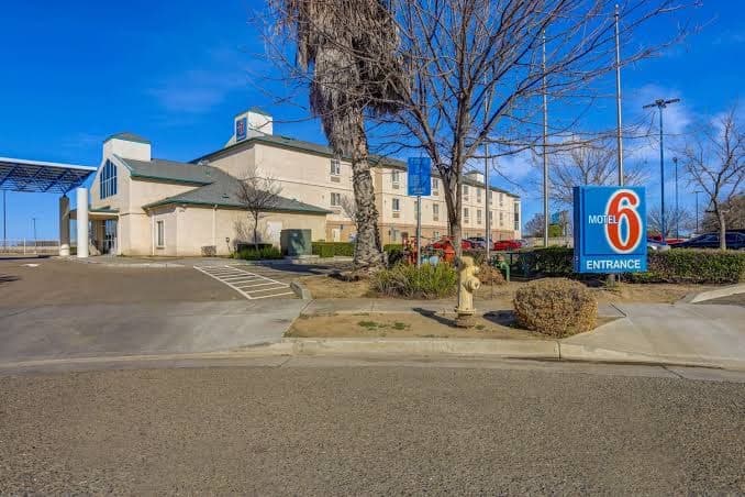 Howard Johnson by Wyndham Lemoore, Motel in Lemoore
