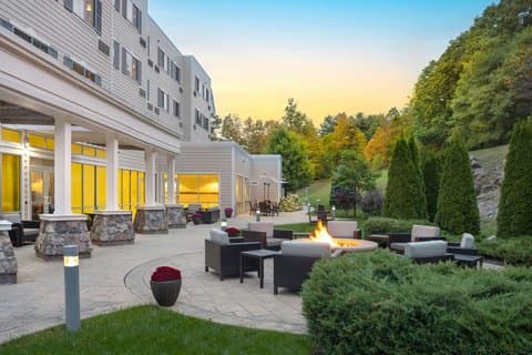 Courtyard by Marriott Lenox Berkshires, Hotel in Lenox