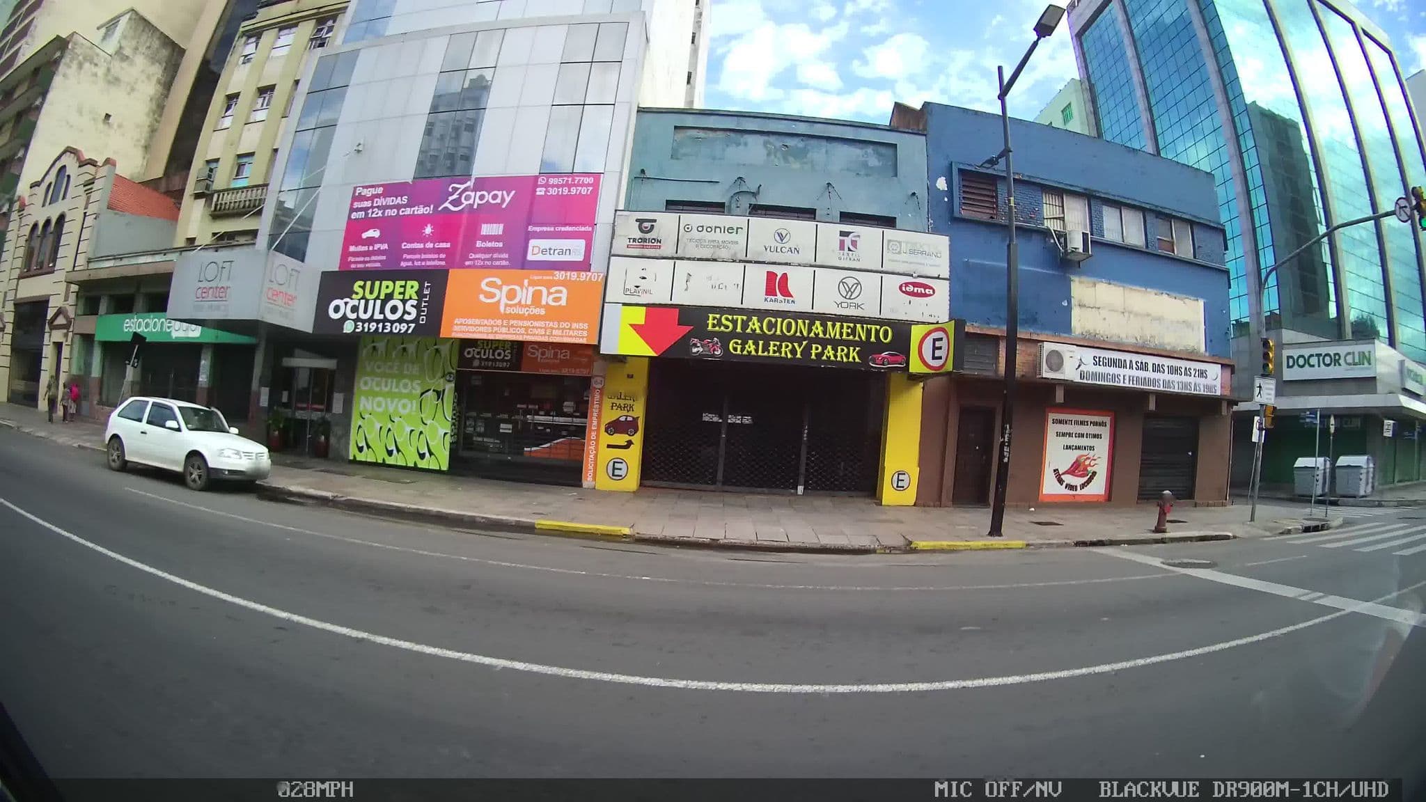 Street view near Loft Center, Porto Alegre — © kaart_1 (CC BY-SA · Mapillary)
