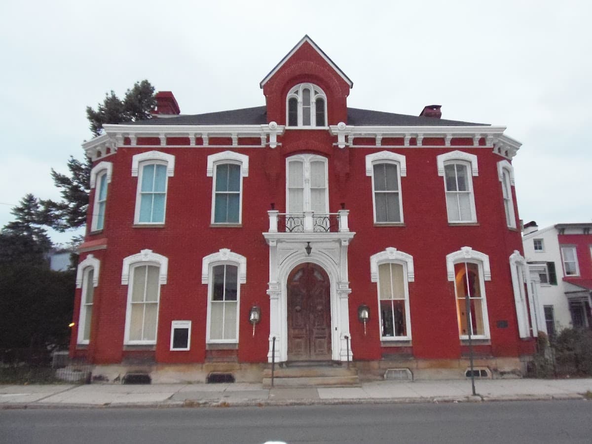 Chestnut-Manor Bed & Breakfast, Hotel in Lewistown