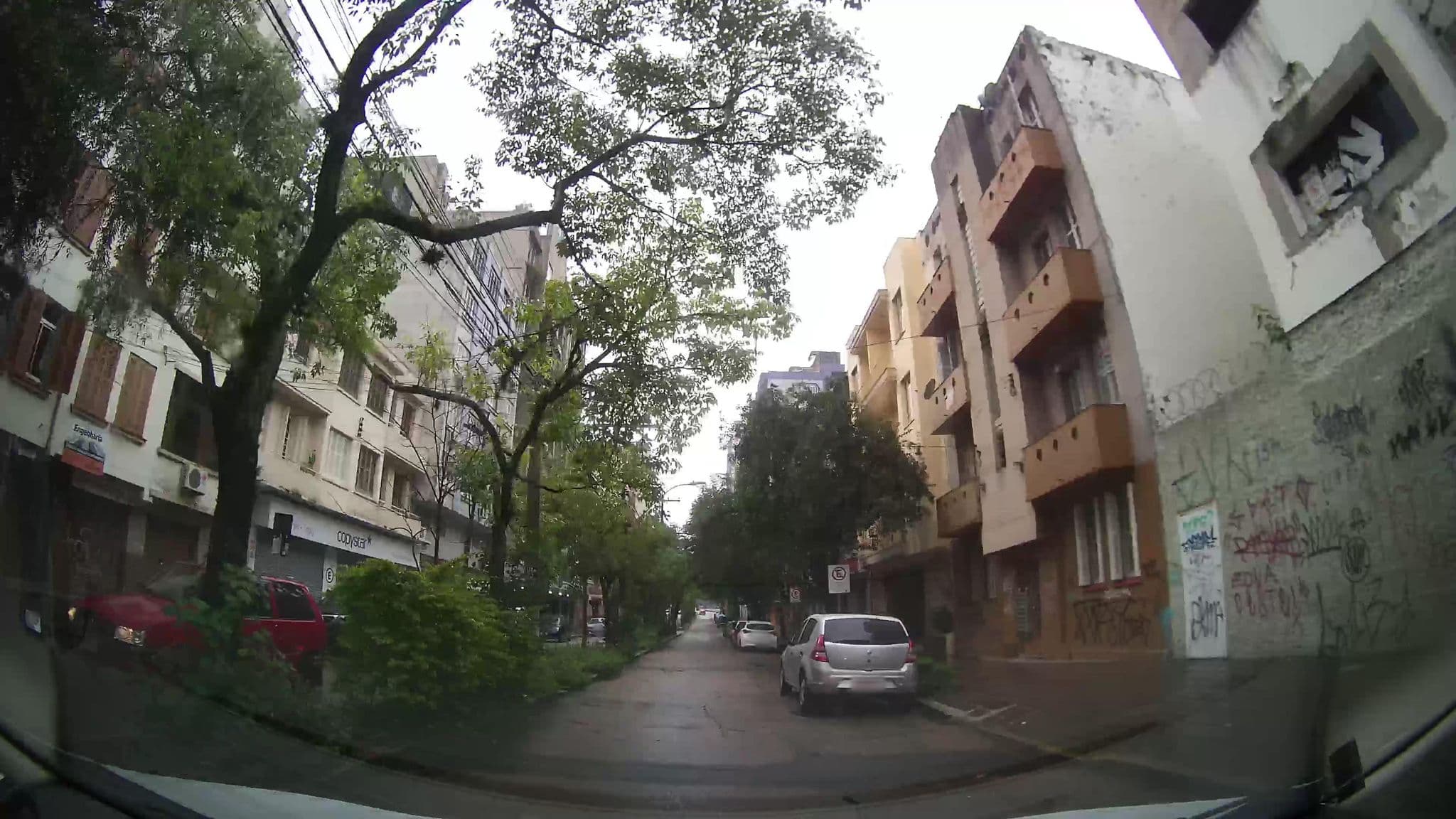 Street view near Domus Residence Apart Hotel, Porto Alegre — © marciosampaio (CC BY-SA · Mapillary)