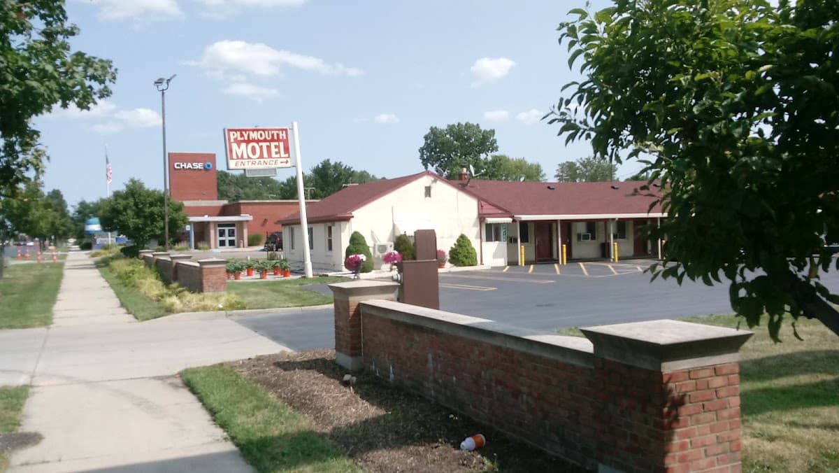 Plymouth Motel, Motel in Redford