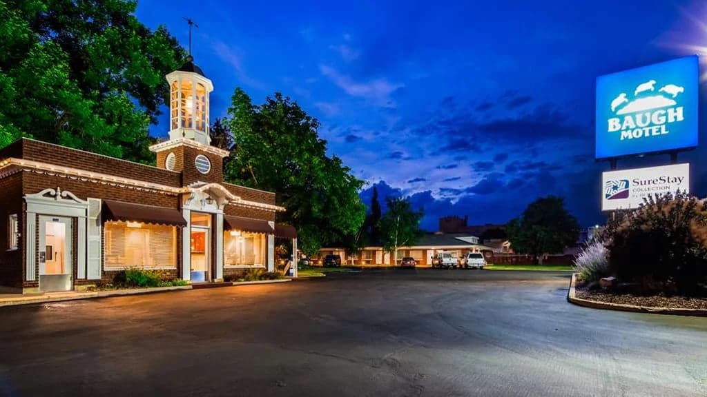 Baugh Motel, SureStay Collection by Best Western, Hotel in Logan