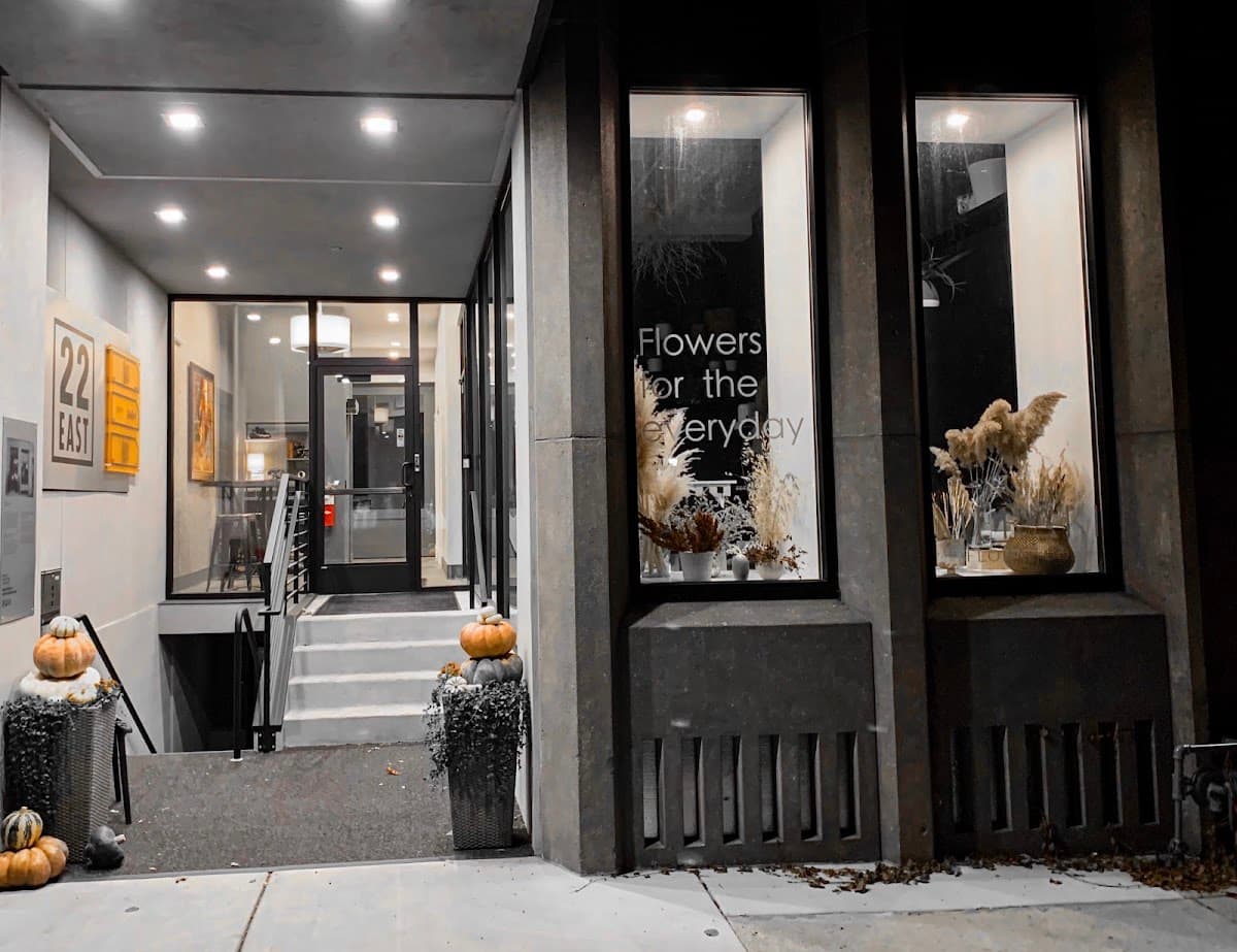 The Flats Luxury Suites, Hotel in Logan