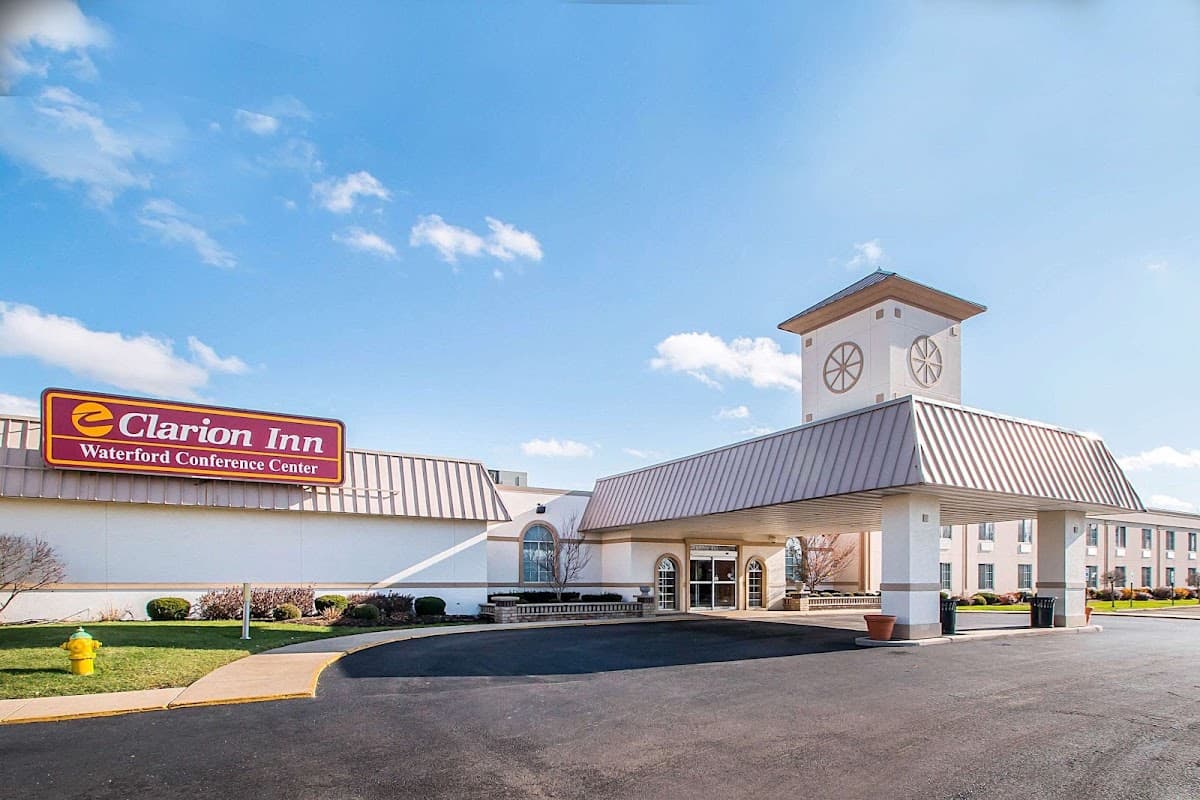 Clarion Inn Elmhurst - Oak Brook near I-88, I-290, I-294, Hotel in Oakbrook Terrace