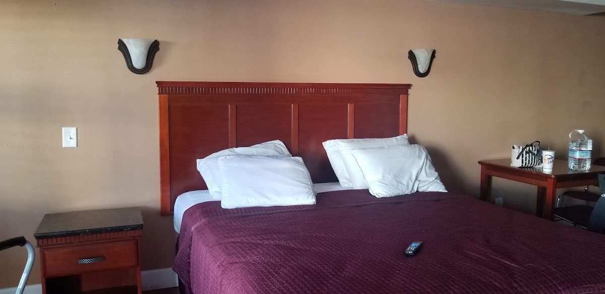 Pleasant Holiday Motel, Motel in Lomita