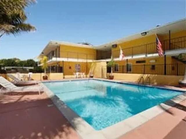 Lotus Of Lompoc - A Great Hospitality Inn, Hotel in Lompoc
