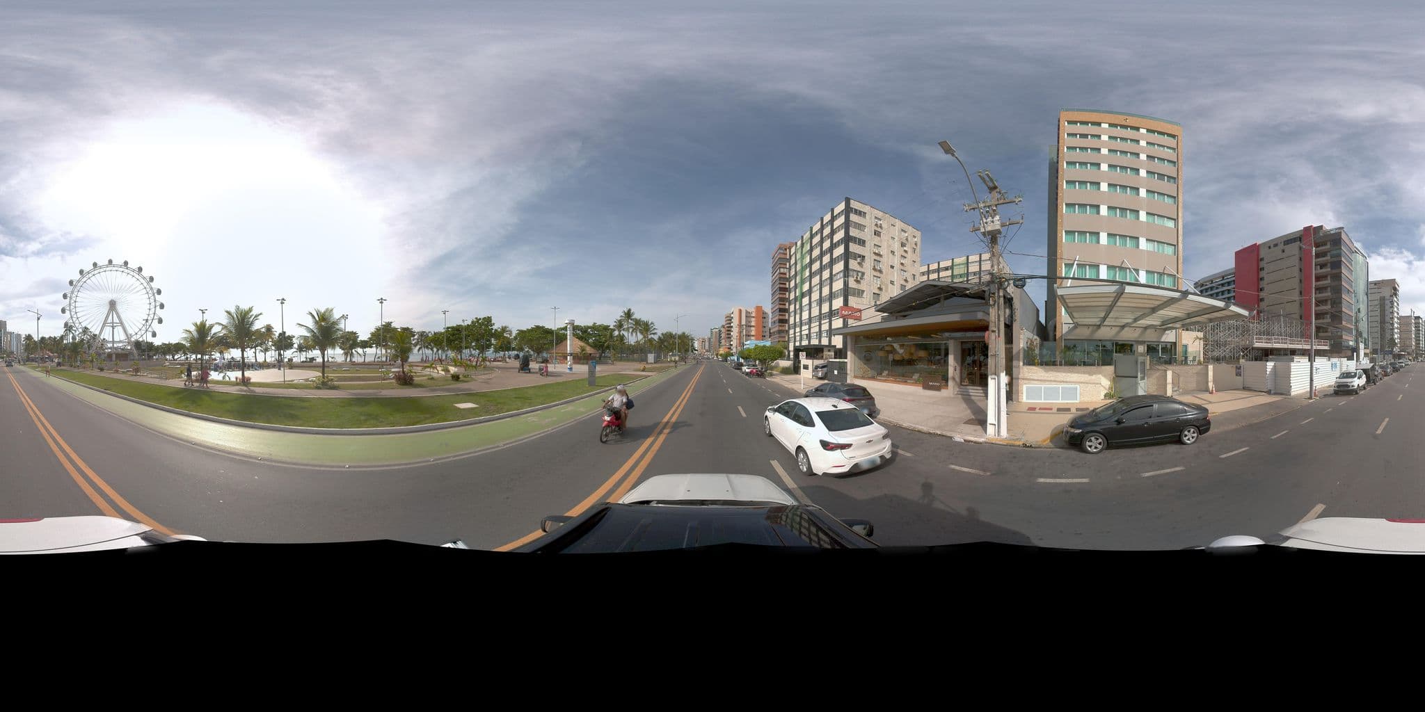 Street view near Mercure Maceio Pajucara Hotel, Maceió — © viniciusmap (CC BY-SA · Mapillary)