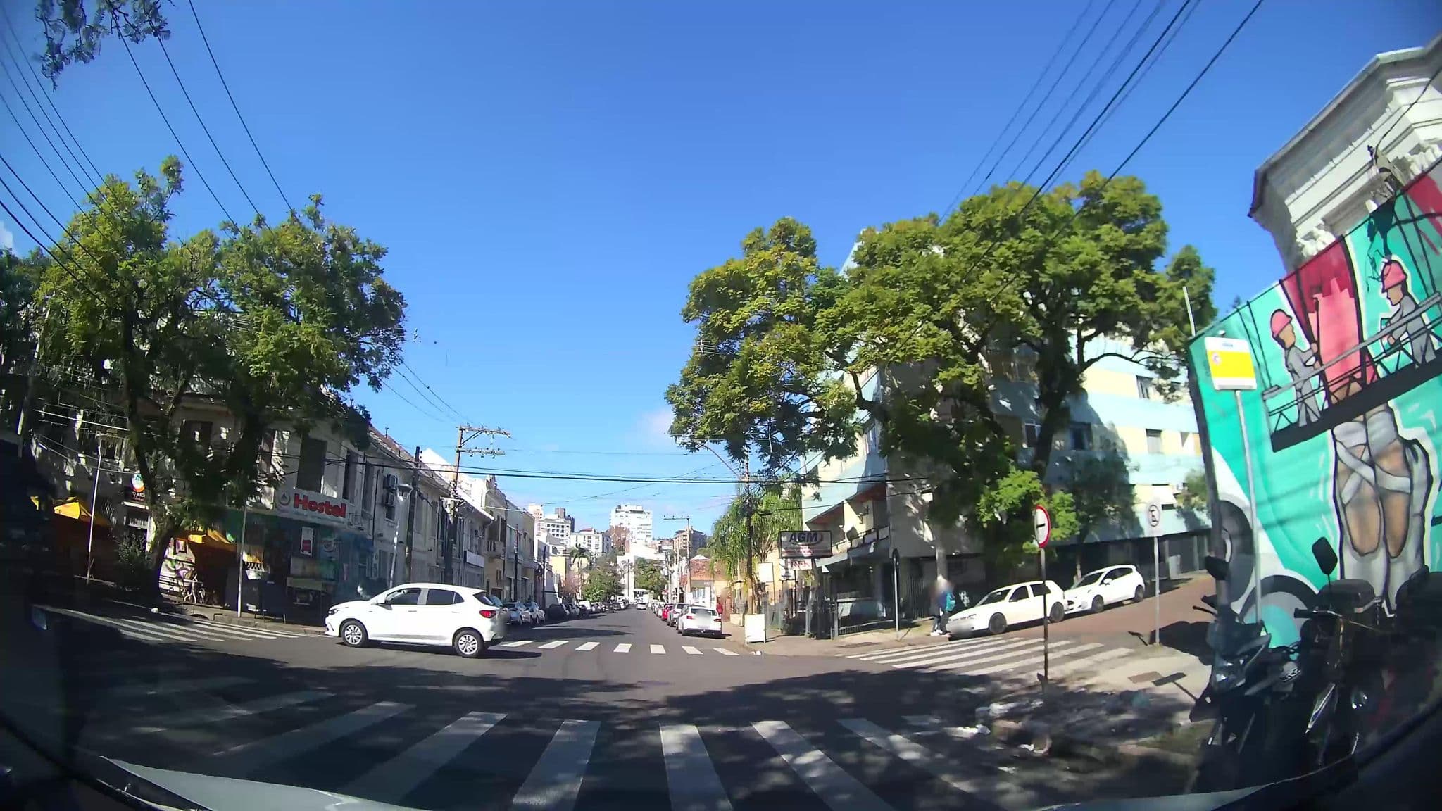 Street view near Porto Alegre Hostel Boutique, Porto Alegre — © marciosampaio (CC BY-SA · Mapillary)
