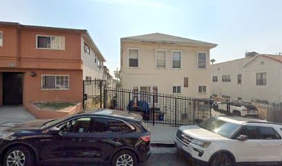 Trina & Cello's Bed and Breakfast, Bed & Breakfast in Koreatown