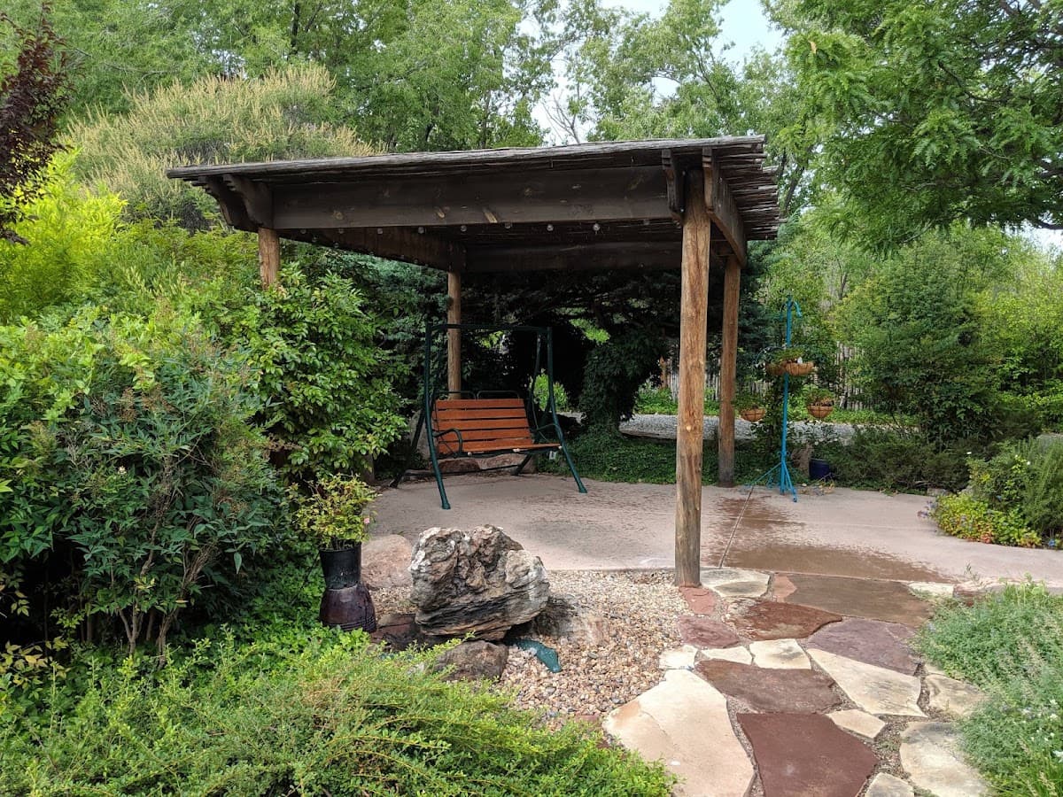 Adobe Amistad, Hotel in North Valley