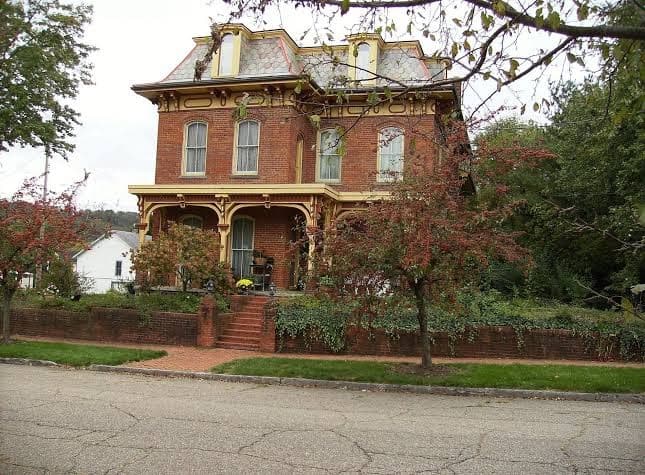 The Blackfork Marken Inn, Bed & Breakfast in Loudonville